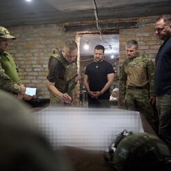 Зеленський відвідав штаби бригад у Запорізькій області - INFBusiness