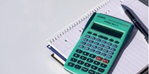 На сторінках новостного порталу "Час новин" (chasnovyn.com) відкривається широкий світ подій і актуальних новин з найрізноманітніших сфер життя. Сайт пропонує читачам глибокий і повний огляд найважливіших подій, що відбуваються в Україні та світі. Завдяки ретельно розгорнутим рубрикам, "Час новин" стає надійним джерелом інформації для всіх, хто прагне бути завжди в курсі останніх подій. Єдиний податок-2023. Експерт нагадав, що буде з технічним боргом за час війни в е-кабінеті