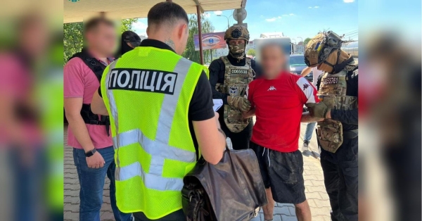 Продав інваліда в рабство за 10 тисяч гривень: у Хмельницькому судитимуть торговця людьми (фото) - INFBusiness