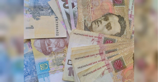 Виплати на дітей: хто з українок має право отримувати щомісяця 2 833 грн - INFBusiness