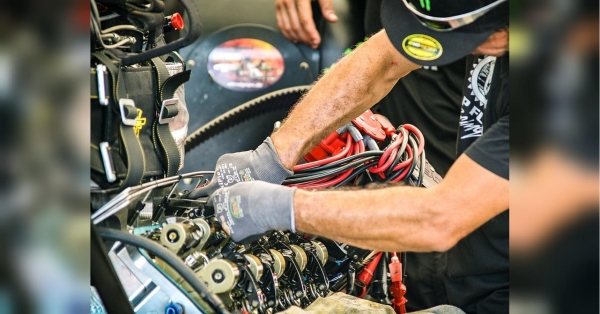 Ціна низька, але краще не брати: названо ТОП-6 ненадійних бензинових автомобілів з пробігом - INFBusiness