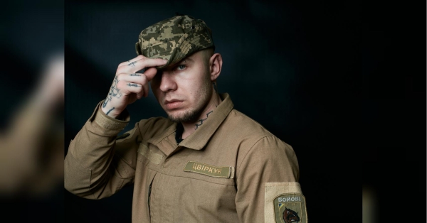 «Найскладніше було прийняти, що звідти не вийти»: учасник «Голосу країни» та військовий Пташкін про бої у Бахмуті - INFBusiness