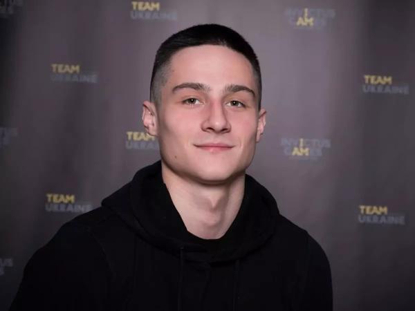 «Лежали розірвані тіла жінки та чоловіка, біля них хлопчик весь у крові»: наймолодший учасник української збірної «Ігор нескорених», що втратив ногу, про життя після поранення - INFBusiness