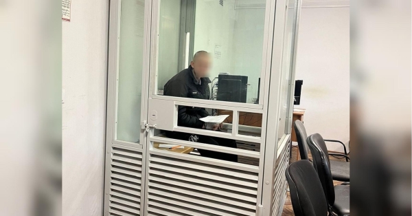 У Дніпрі хлопець вбив 47-річного чоловіка: поліція показала моторошне відео з кімнати, де сталася розправа - INFBusiness