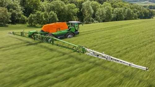 AMAZONE пропонує у сегменті самохідних обприскувачів нову модель Pantera 7004 - INFBusiness