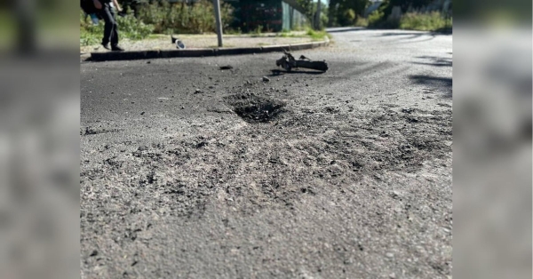 Загарбники вдарили по Херсону з артилерії: троє людей поранені - INFBusiness