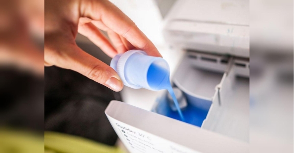 Тільки для сильних забруднень: які речі можна прати порошком, а які краще відмити гелем - INFBusiness