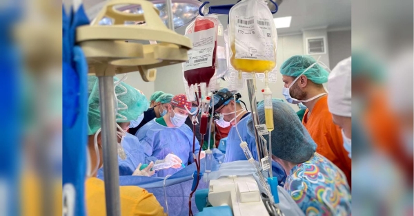 Унікальна операція: вперше в Україні донорську печінку пересадили одразу двом пацієнтам - INFBusiness