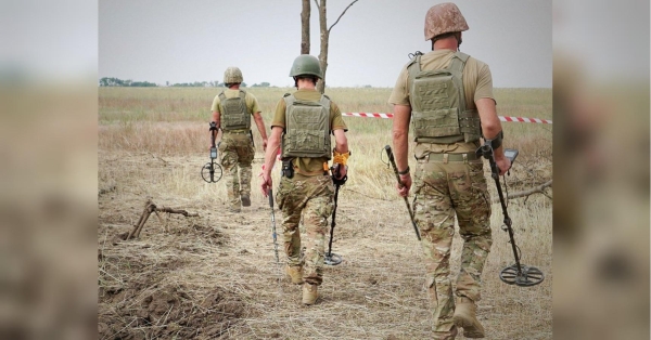 Літаючий робот для саперів: апарат, створений командою з Одеси, «бачить» міни на глибині до пів метра під землею - INFBusiness