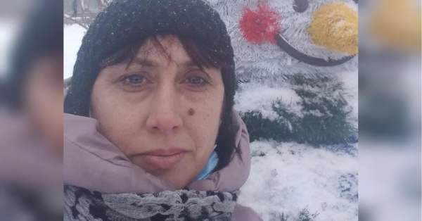 Світлана вийшла з дому у двір і розмовляла із сусідками: внаслідок прямого влучення снаряда у Херсоні на очах у сина загинула медсестра - INFBusiness