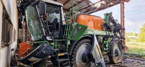 Команда ДП «Амазоне-Україна» відновила пошкоджений на Харківщині самохідний обприскувач PANTERA 4503 - INFBusiness