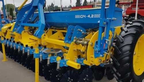 Експорт вітчизняної агротехніки буде скорочуватись щонайменше до кінця війни, – Ярослав Навроцький - INFBusiness