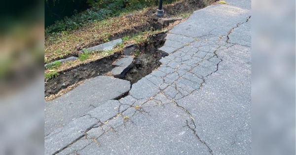 У київському парку утворився величезний провал: «підозрюють» забудовників (фото, відео) - INFBusiness