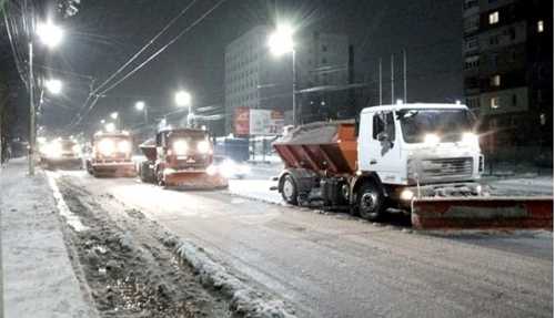 У Кропивницькому та області долають наслідки снігопаду (ФОТО, ВІДЕО) - INFBusiness