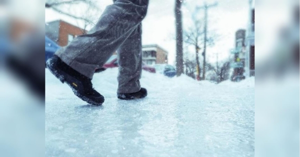 Взуття не буде ковзатись на самій слизькій дорозі: корисні лайфхаки