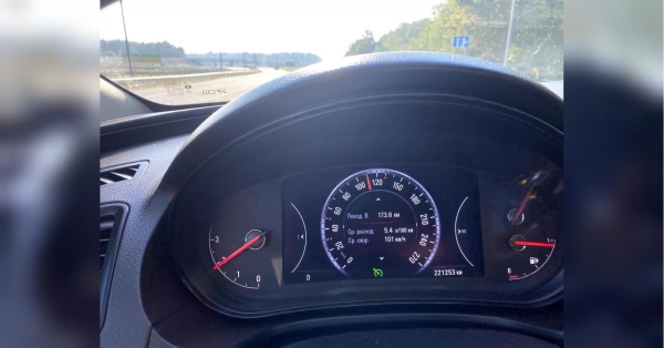 У Києві другий день діє обмеження швидкості: любителям швидкісної їзди нагадали про штрафи - INFBusiness