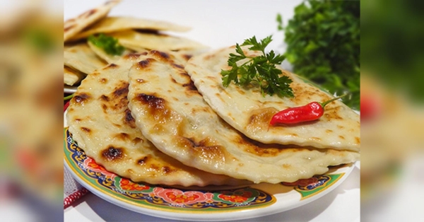 Крутіше за чебуреки: блогерка-красуня показала, як готувати кримськотатарські янтики - INFBusiness