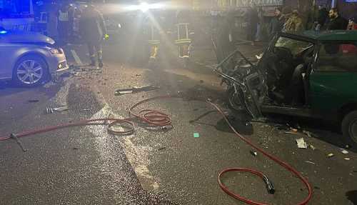 Кропивницькі рятувальники деблокували з пошкодженого авто травмовану в ДТП жінку (ФОТО) - INFBusiness