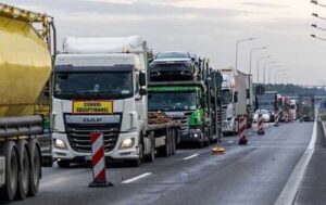 Внаслідок страйку польських перевізників 30% українського експорту до ЄС може бути заблоковано, – експерт