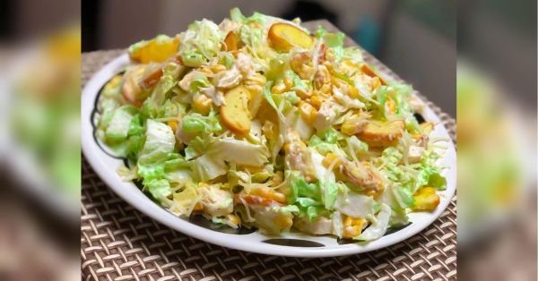 Новорічний салат «Шанхай» від Людмили Борщ: зустрічайте свята у «східному» стилі - INFBusiness