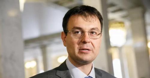 Гетманцев спростував фейк про 18% податків з переказів на картку - INFBusiness