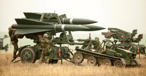 Чим відрізняється ППО від ПРО, і чому Захід не дає Україні антиракети - INFBusiness