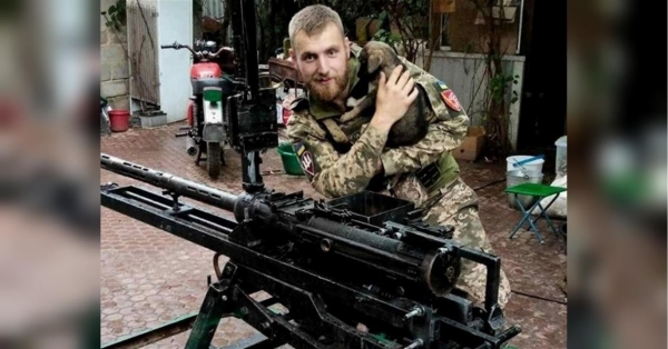 «Лежить моя, моя дитина в Алеї мужніх козаків»: після втрати сина-героя мама присвячує йому вірші й віддає всі гроші ЗСУ - INFBusiness