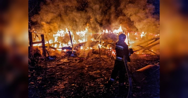 Жахлива пожежа в Дніпрі: загинули жінка і троє дітей