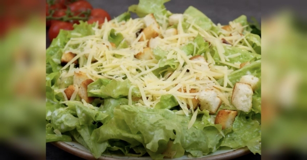 Салат «Цезар»: як його готують Тетяна Литвинова та Наталія Калніна - INFBusiness