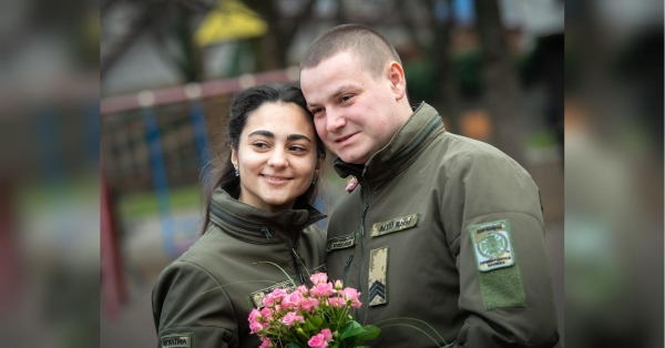 «Через десять днів після весілля чоловік поїхав на Куп’янський напрямок»: історія кохання українських військових, які познайомились на службі - INFBusiness