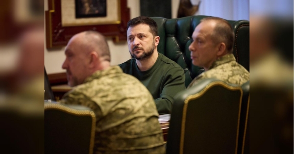 Слідом за Залужним: Зеленський змінив ще чотирьох командувачів у ЗСУ - INFBusiness