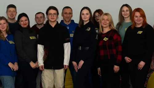 Допомагати тим, хто пережив травматичні події, навчали у кропивницькому ветеранському просторі (ФОТО) - INFBusiness