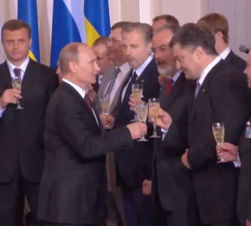 Журналісти показали як Порошенко підривав обороноздатність країни: заробляв на війні - INFBusiness