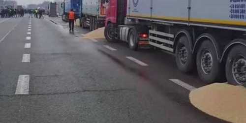 Поліція порушила карну справу проти польських протестувальників - INFBusiness