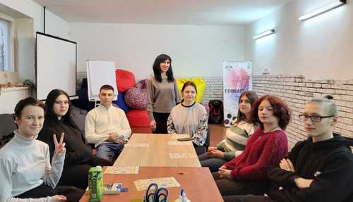 Кропивницькі СВОЇ розширюють коло друзів: працюють із підлітками (ФОТО) - INFBusiness