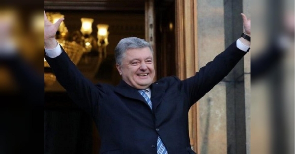 Громадські активісти збираються подати Порошенка до Книги рекордів Гіннеса: до чого тут підозра у держзраді - INFBusiness