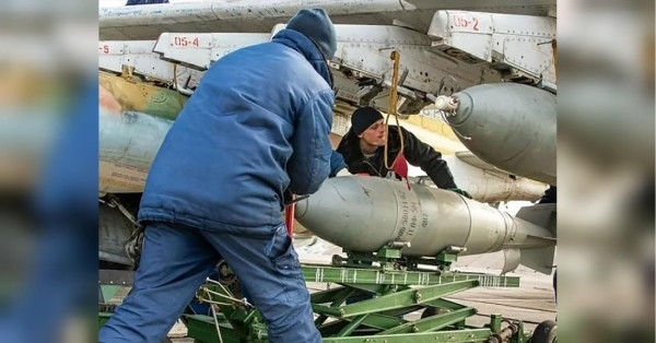 Ворог обстріляв КАБами Вовчанськ на Харківщині: одна жінка загинула, ще одна — поранена - INFBusiness