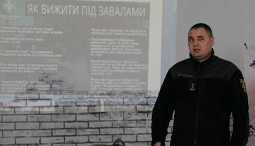 У Кропивницькому цивільних навчали правил поводження під завалами (ФОТО) - INFBusiness