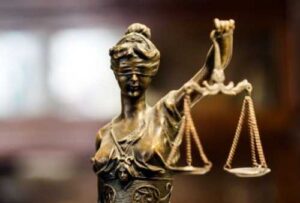 У Львові суд оштрафував посадовця Держпродспоживслужби за премії