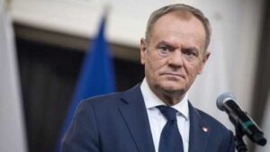Прем’єр-міністр Польщі закликав фермерів не блокувати український кордон
