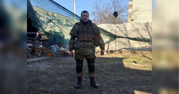 «Поки син лежав у госпіталі, в частині писали, що він на бойових завданнях, і отримували гроші»: мати пораненого воїна шокована ситуацією - INFBusiness