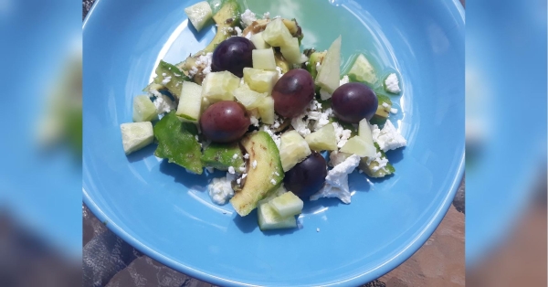 Салат із бринзою, огірком та оливками: прекрасна ідея для легкої вечері - INFBusiness