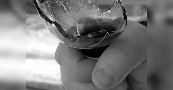 На Закарпатті чоловік біля військкомату зайнявся сексом з жінкою та вбив її: жахливі подробиці - INFBusiness