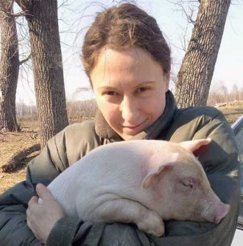 Фермерка з Чернігівщини реалізувала проєкт з вирощування поросят для потреб сільських мешканців завдяки гранту від Corteva Agriscience