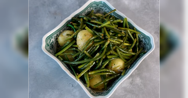 «Сезонно, недорого та легко у приготуванні»: тушковані стрілки часнику від Володимира Ярославського — «аж солодкі на смак» - INFBusiness