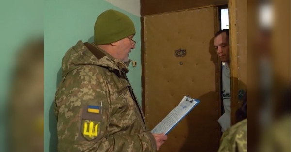 Просто так повістку не беріть: які документи повинна пред’явити уповноважена особа - INFBusiness