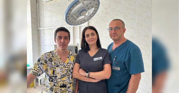 Зі шлунка 6-річної дівчинки лікарі в Івано-Франківську витягли кілограм… волосся (фото) - INFBusiness