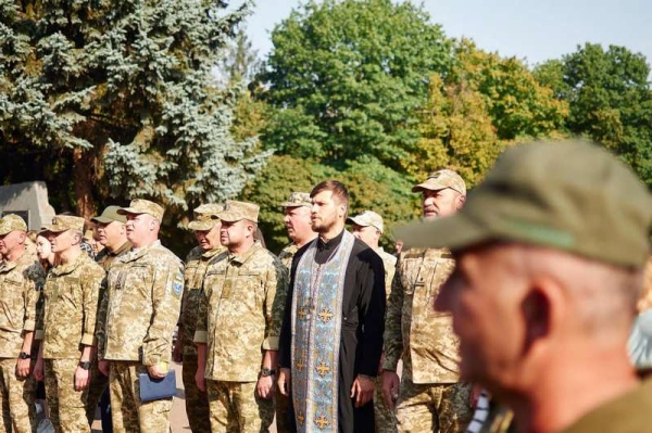 “Після другого поранення мене «підлатали» та я знову повернувся до капеланства й волонтерства, бо без цього не уявляю свого життя”, - говорить отець Володимир 1