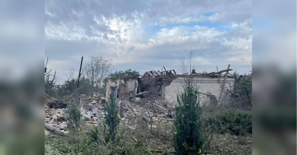 Окупанти скинули авіабомбу на село під Покровськом: загинула ціла…