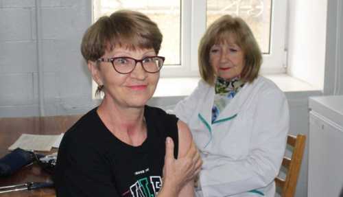 У Кропивницькому та області медичних працівників вакцинували проти грипу (ФОТО) - INFBusiness